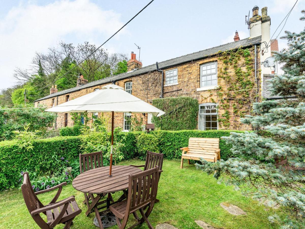 Villa Wychwood Whitby Exterior foto